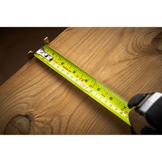 STANLEY® FATMAX® Xtreme™ 10M/33' (32mm wide) Tape Measure