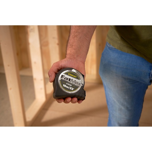 STANLEY® FATMAX® Xtreme™ 10M/33' (32mm wide) Tape Measure