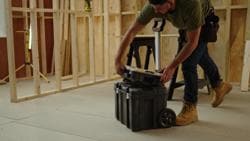 Video STANLEY® FATMAX® PRO-STACK™ 10 Cup Organiser Video STANLEY® FATMAX® PRO-STACK™ 10 Cup Organiser