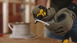 Video STANLEY DYNAGRIP Longnose Pliers Video STANLEY DYNAGRIP Longnose Pliers